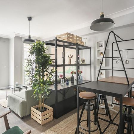 شقة Central And Refreshing Flat In Beyoglu اسطنبول المظهر الخارجي الصورة