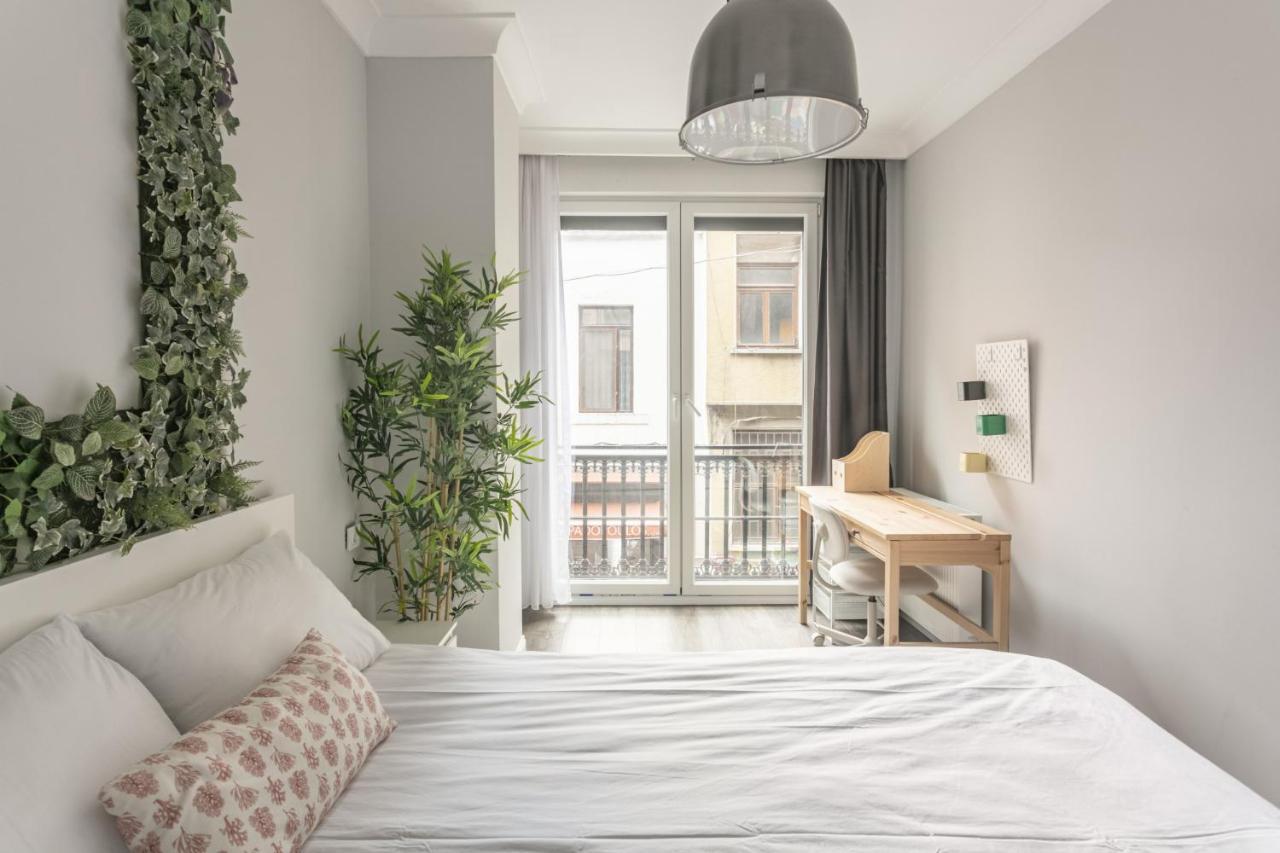 شقة Central And Refreshing Flat In Beyoglu اسطنبول المظهر الخارجي الصورة